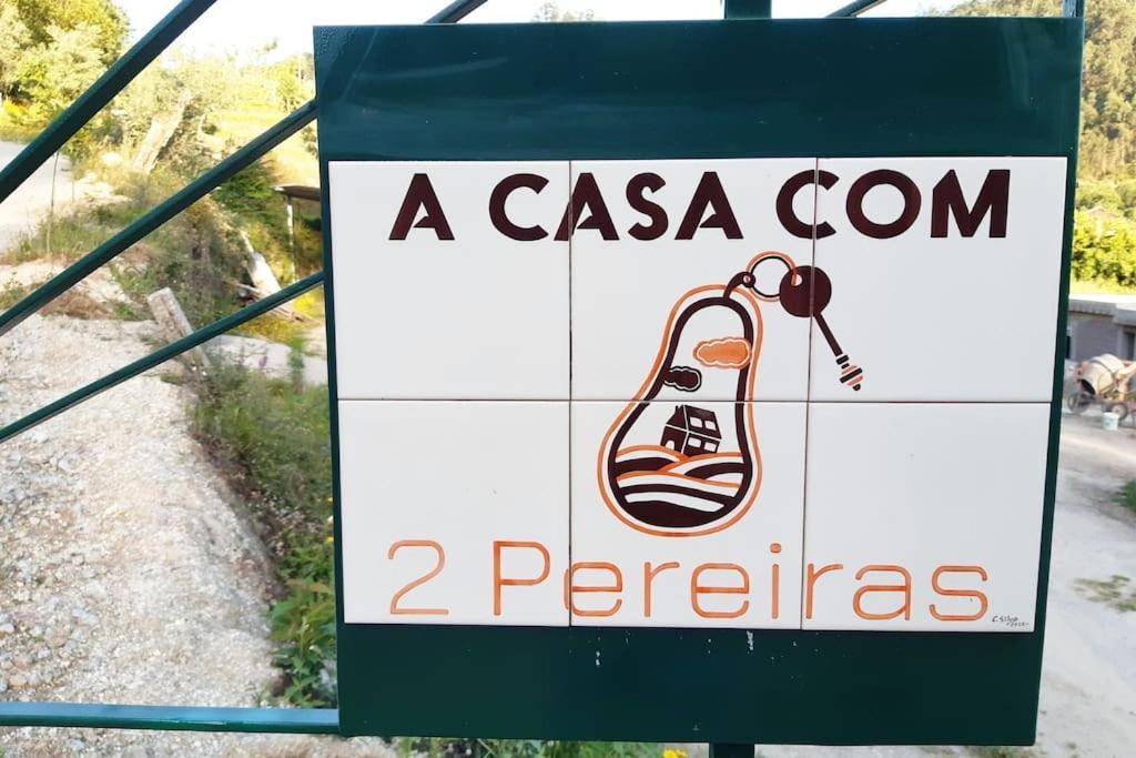 A Casa Com 2 Pereiras Bed & Breakfast Terras de Bouro Ngoại thất bức ảnh